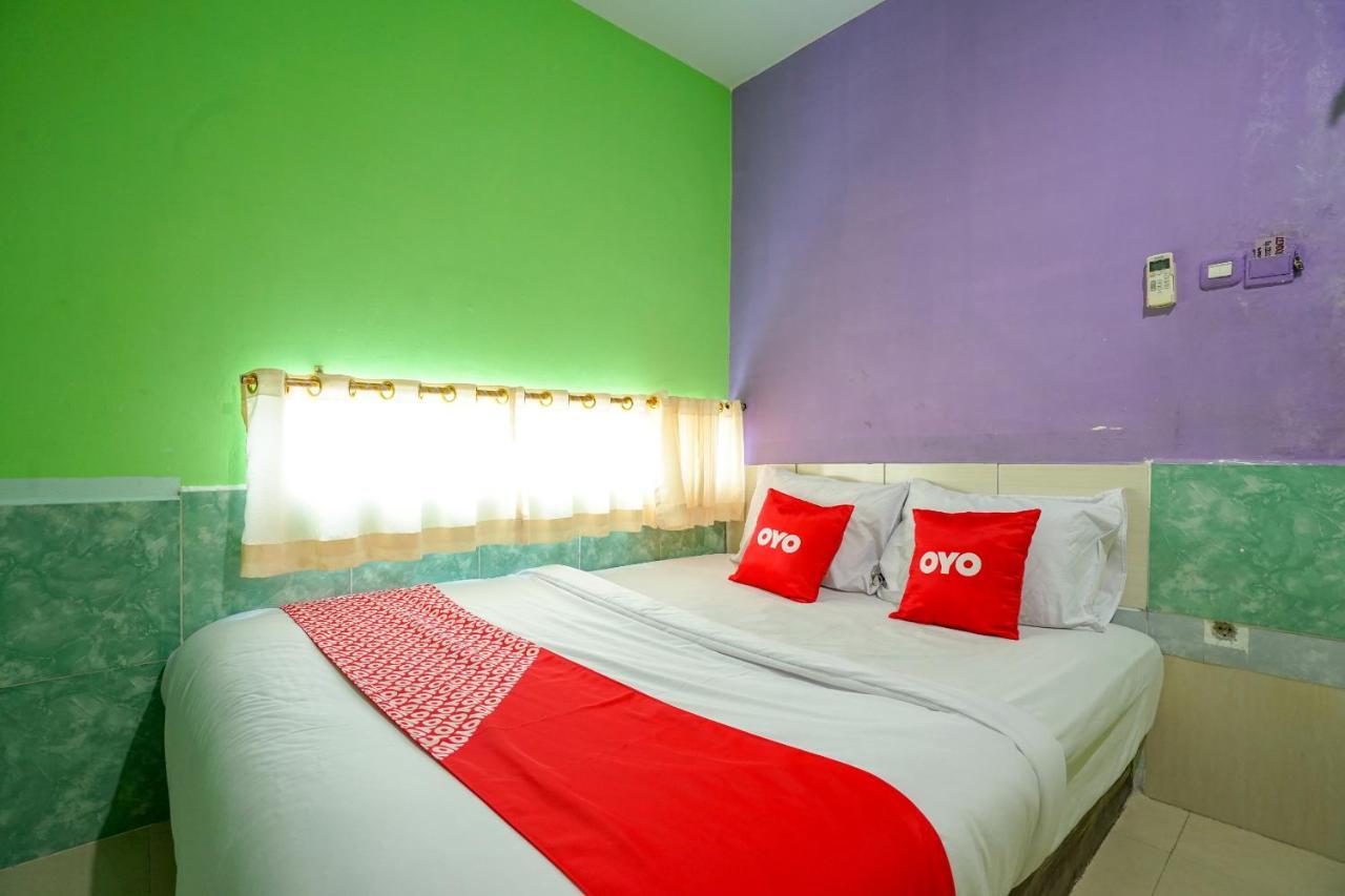 Oyo 1495 Hotel Lendosis ปาเลมบัง ภายนอก รูปภาพ